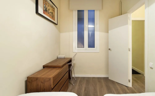 1309 - City Centre Apartment Terrace