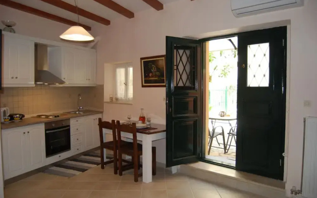 Old Town Venetian Studio by CorfuEscapes