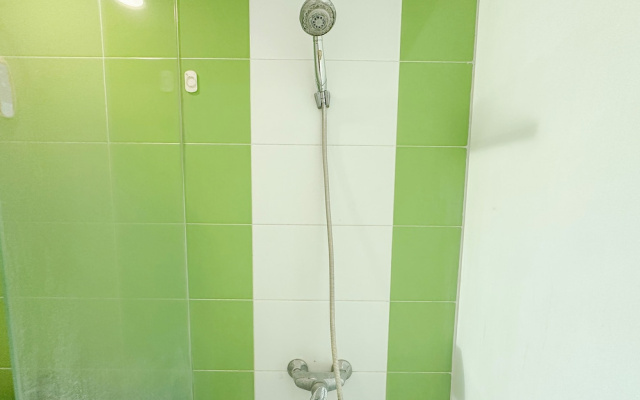 Classic And Compact Studio At The Square Surabaya Apartment