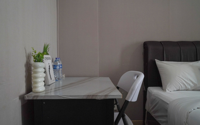 Delightful Studio At Apartment Green Bay Pluit