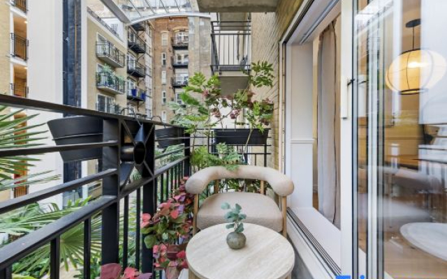 Tranquil 2B Japandi-Inspired Apt 2 min from St. Paul's