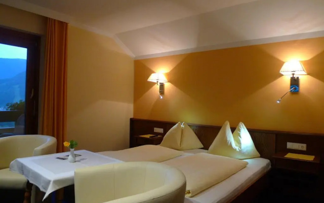 Pension & Appartements Ronacherhof