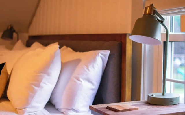Launchpoint Lodge