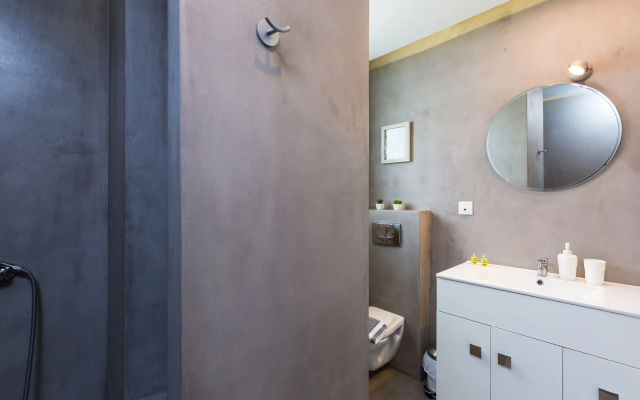 Meltemi Coast Suites