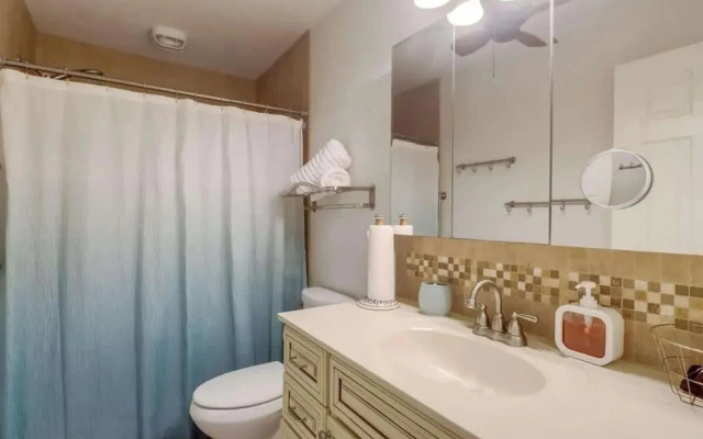 The Gulf Breeze Getaway