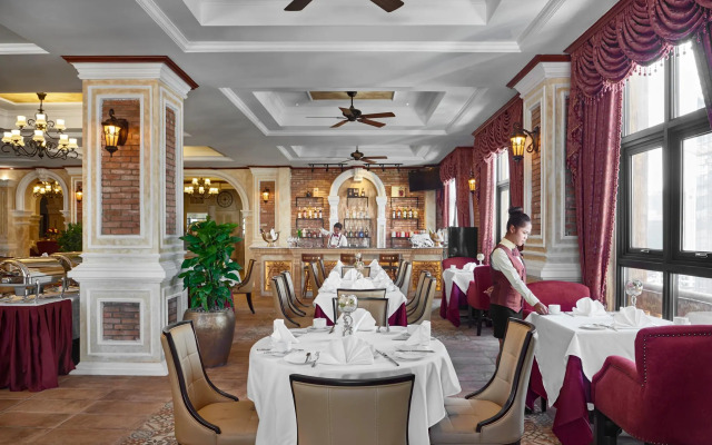 Anik Palace Hotel