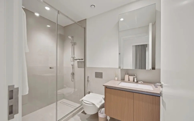 Earthy Elegant 1BR Surf 2 Creek Beach