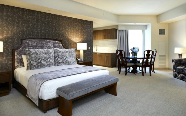 Legacy Resort Hotel & Spa