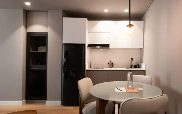 w Fantastic Loft w/ Modern Balcony in Unicentro