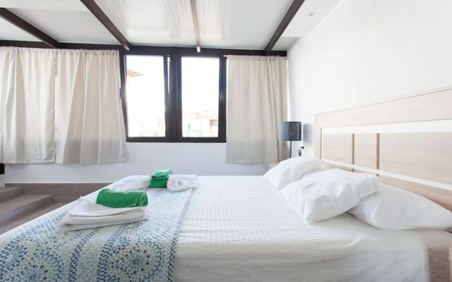 Apartamentos El Callao II