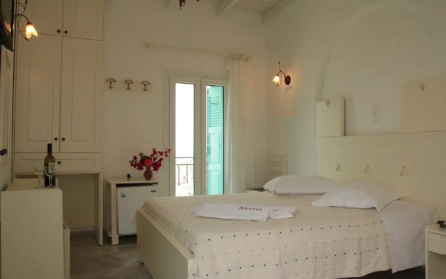 Hotel Anixis