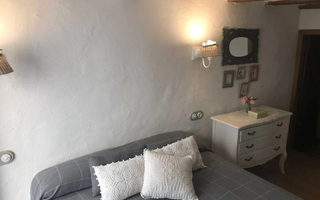 El Encanto de Mora