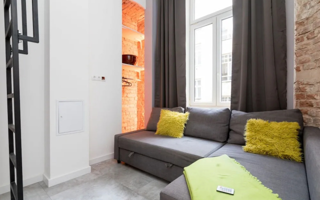 Chlodna Central Warsaw Apartment