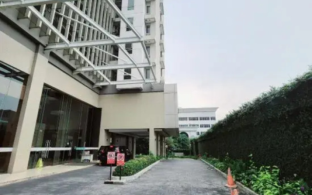 Elpis Residence Studio Room JiExpo (Min Stay 3 Nights)