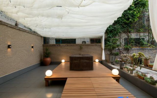 Yueqi Rongshe Hostel