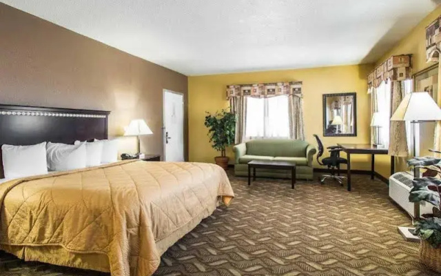 Quality Inn Evergreen