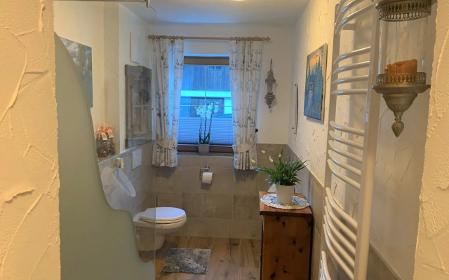 Beautiful holiday home in Vordermuhr with garden