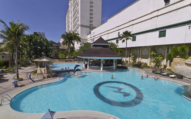 Waterfront Cebu City Hotel & Casino 2