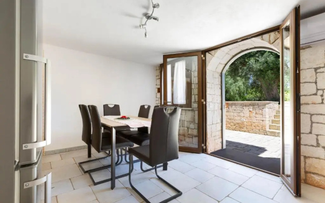1963 Villa Ajeni by Perle di Puglia