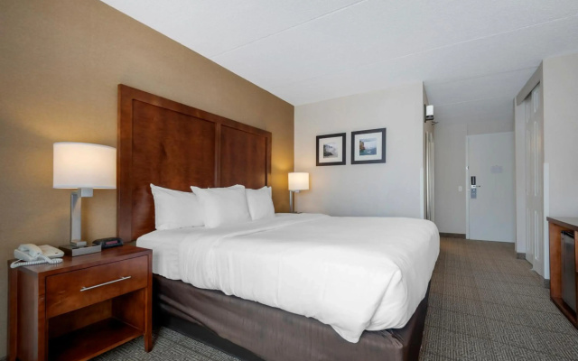 Comfort Inn The Pointe