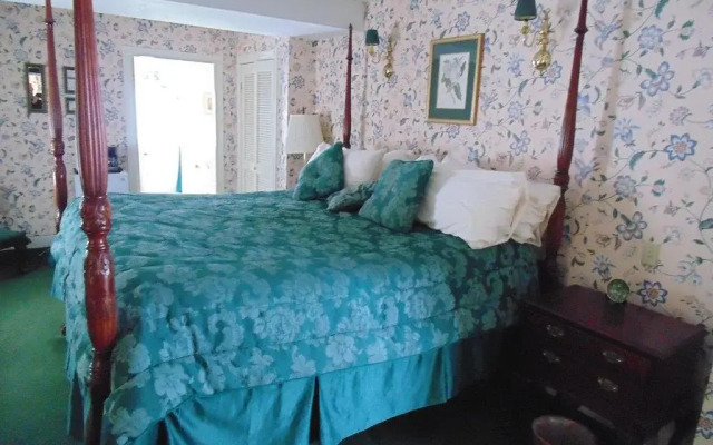 William Seaward Inn
