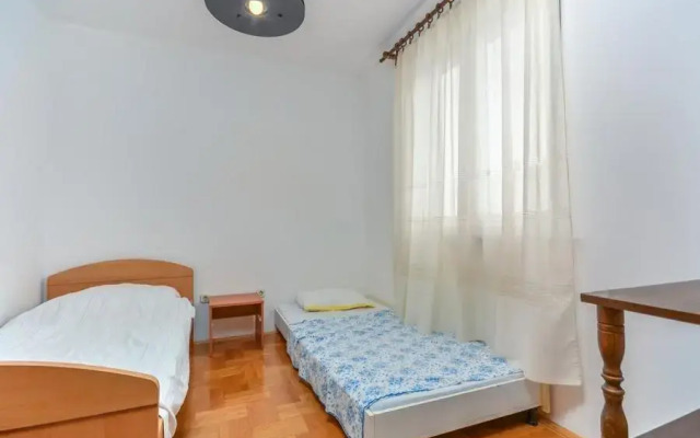 Apartments Ina