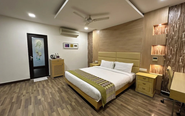 OYO 11954 Hotel Heritage Residency
