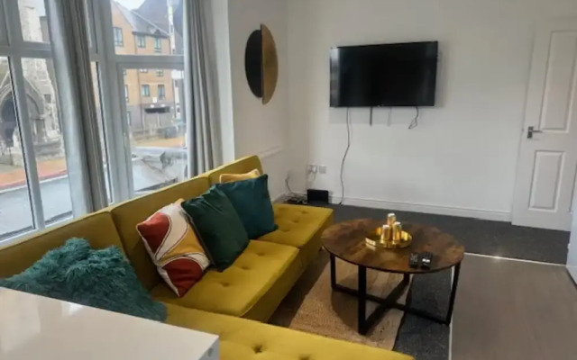 Lewisham Apartment Escape