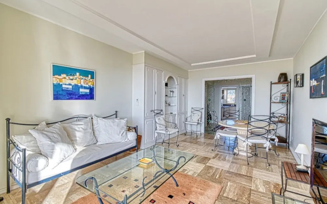 Amazing Sea View Apt w/ Balcony Near Palais