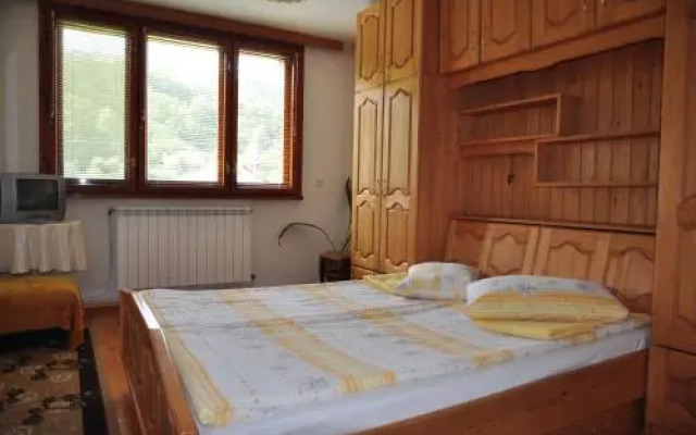 Vila Don Maro