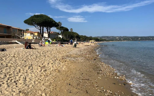 T2- 2adultes/2enfants centre-ville, proche plages