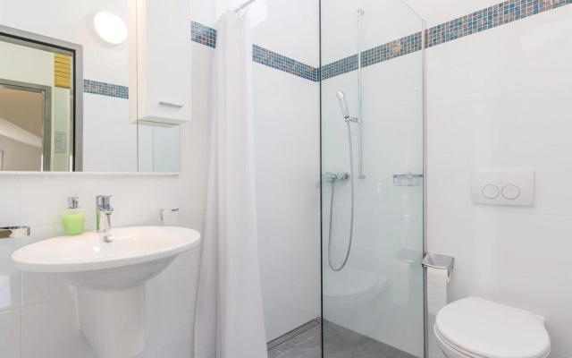 Nice Home in Funtana With Wifi and 3 Bedrooms