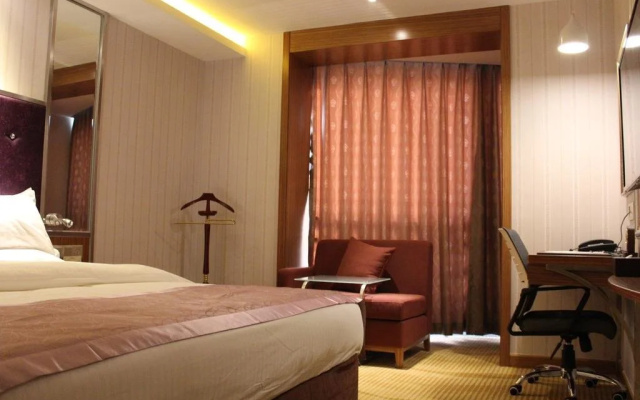 Garden Hotel