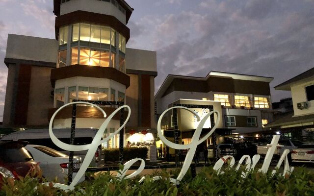 Hotel Le Lerts Living вид на фасад