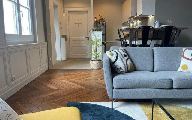 Beaux-arts • 2 chambres 2 SDB • Parking privé