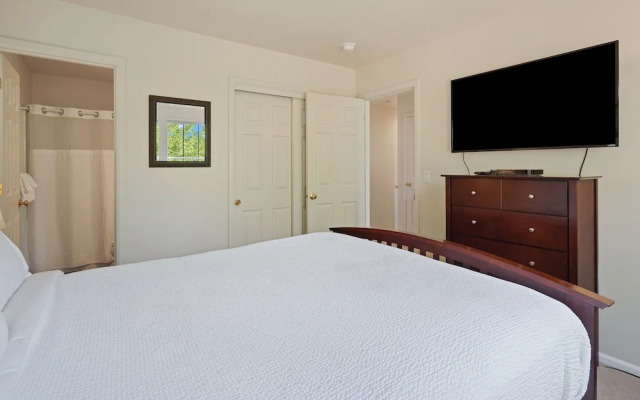 Old Mill Magic 2 Bedroom Townhouse by RedAwning