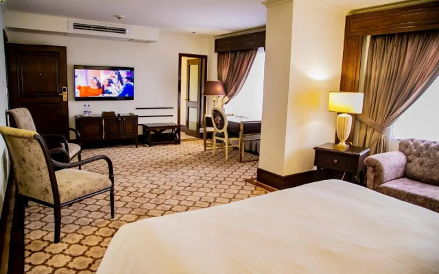 Saffron D'or Hotels