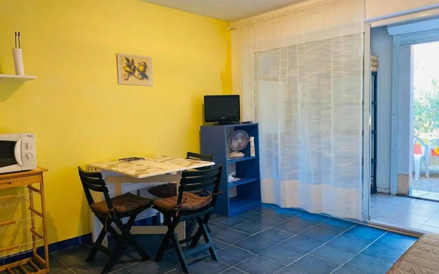 Appartement Calvi, 1 pièce, 4 personnes - FR-1-63-285