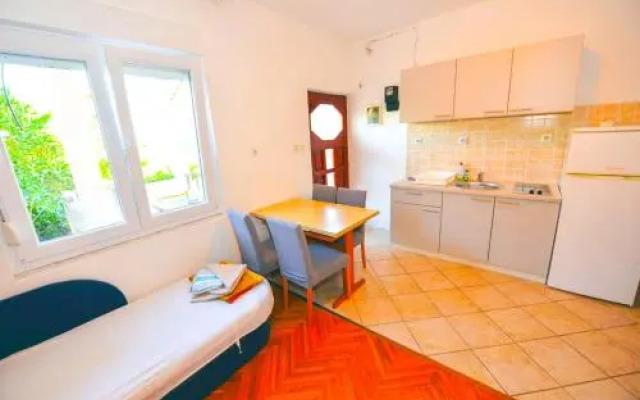 Apartments Lana
