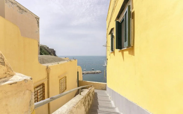 Corricella Moonlight House