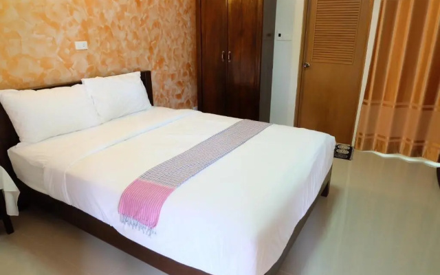 Benya Hotel
