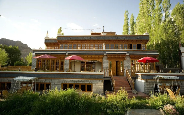 Silver Cloud Guest House