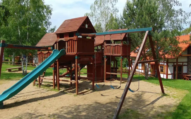 Semi-detached House Near the Lake