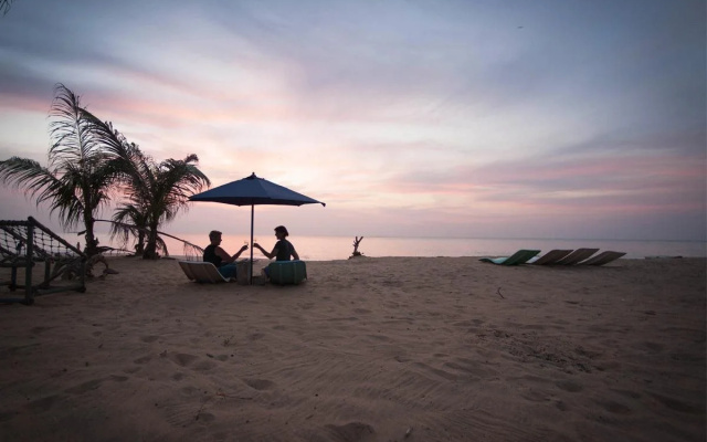 Bar Reef Resort