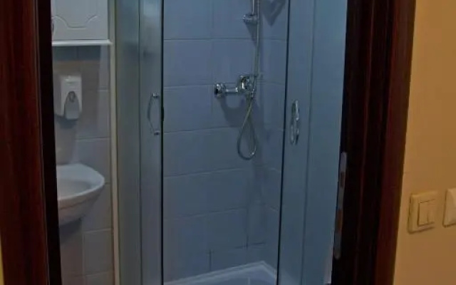 Hotel Tri "O"