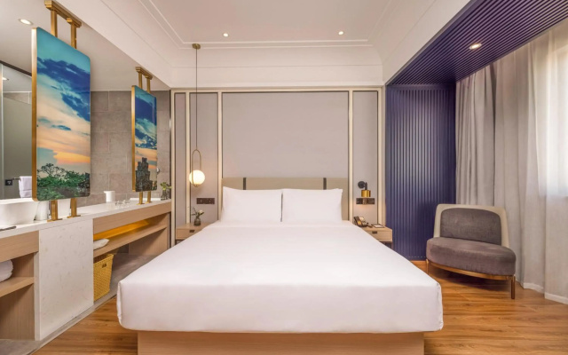 Maxx Phnom Penh Downtown (By H World)