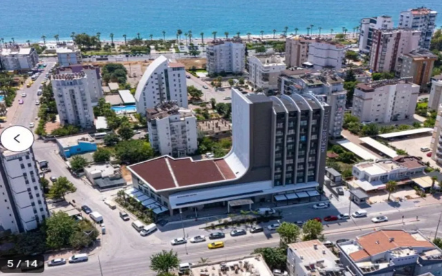 Отель Mercure Antalya Konyaalti