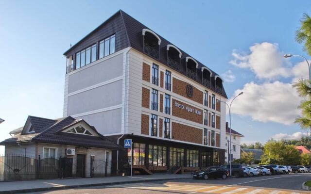 Гостиница Bristol Apart Hotel в Лазаревском отзывы, цены и фото номеров - забронировать гостиницу Bristol Apart Hotel онлайн Лазаревское вид на фасад