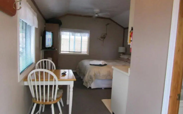 Seascape Inn