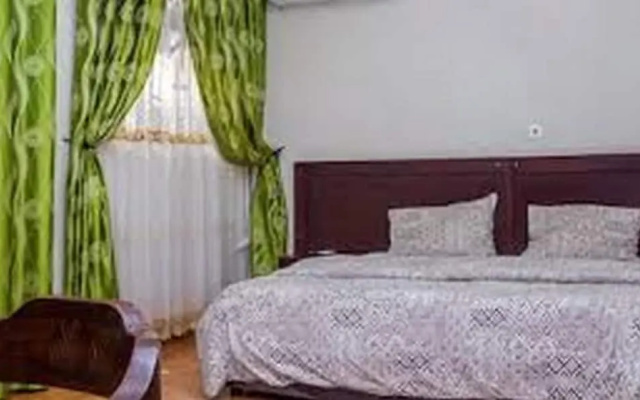 True Vine Hotel